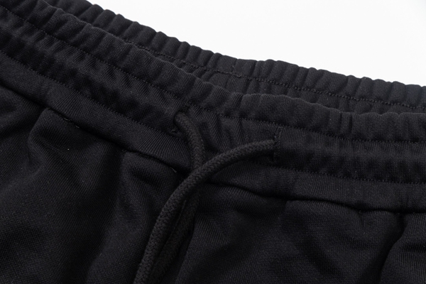 ブランドハーフパンツ背面デザイン